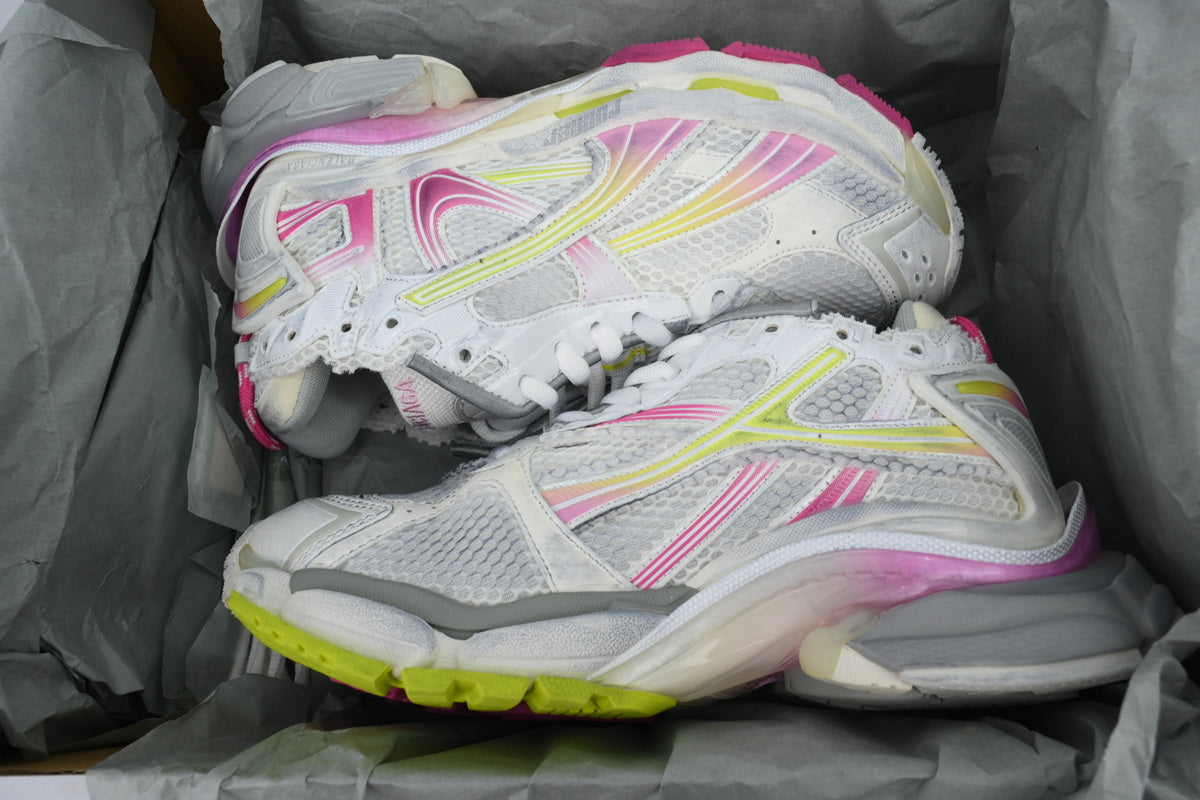 BALENCI Runner Sneaker Gradient Yellow Powder