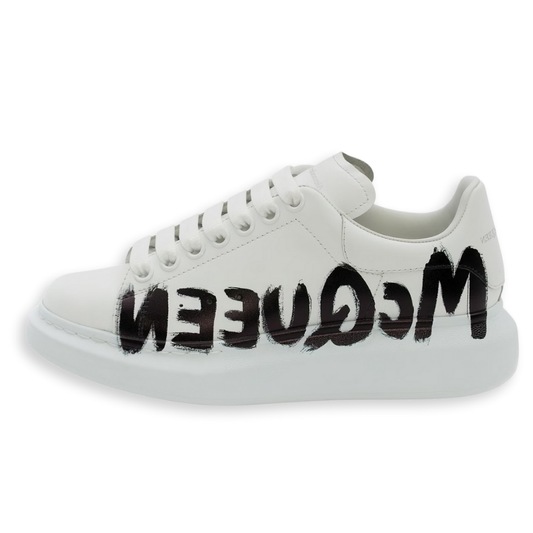 AMQ Graffiti White