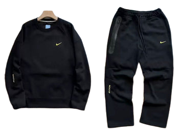 Nocta tracksuit + pullover