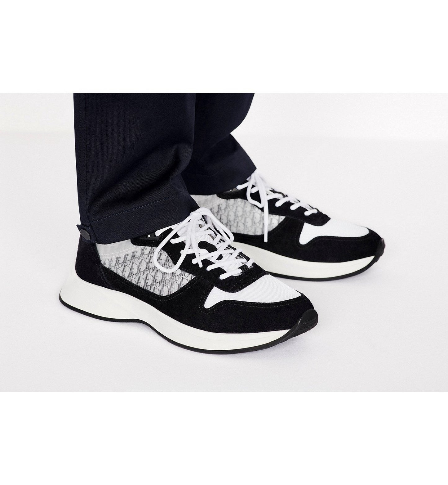 "B25" Sneakers
