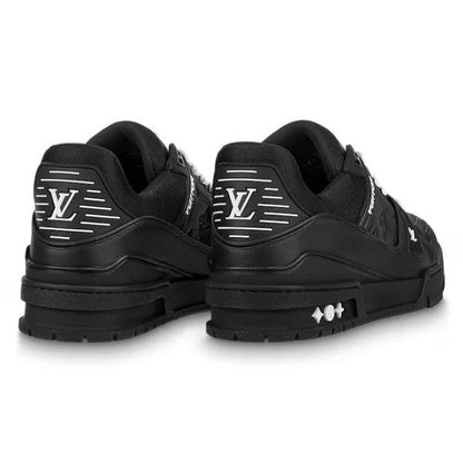"VL All Black" sneakers