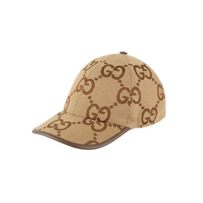 "GG" cap