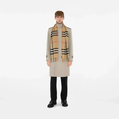 "BB-Scarf"