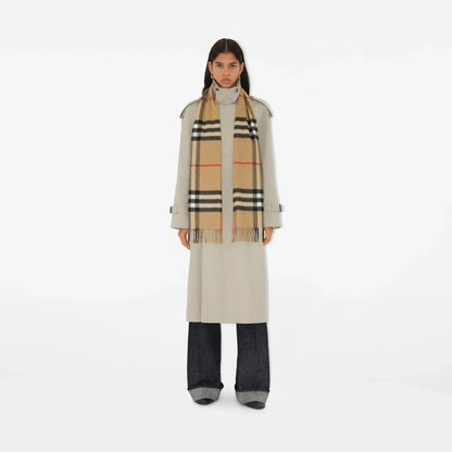 "BB-Scarf"
