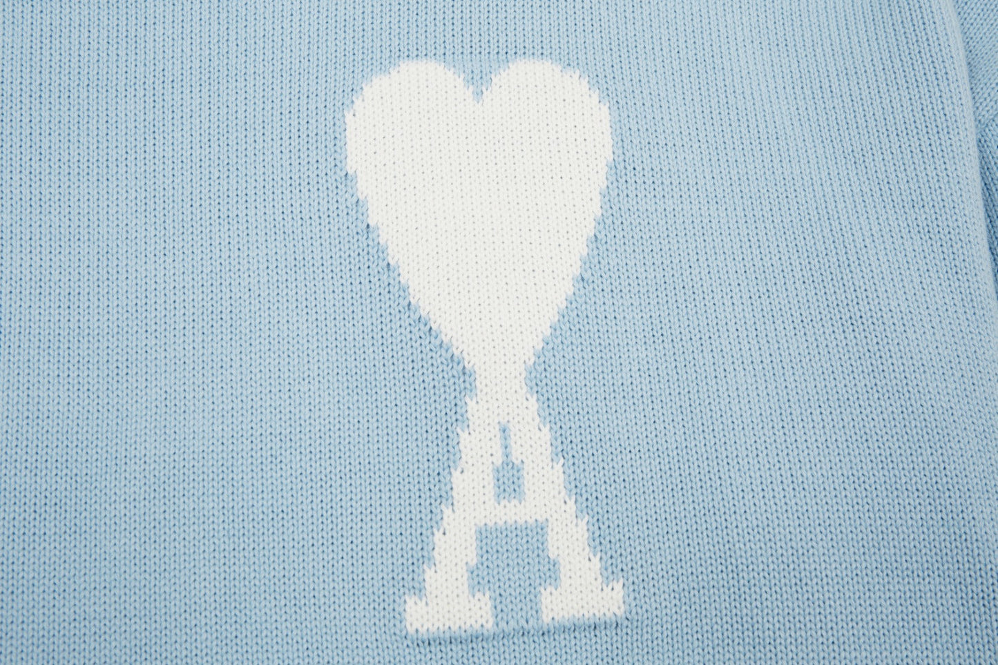 "Heart" - Sweater Baby Blue