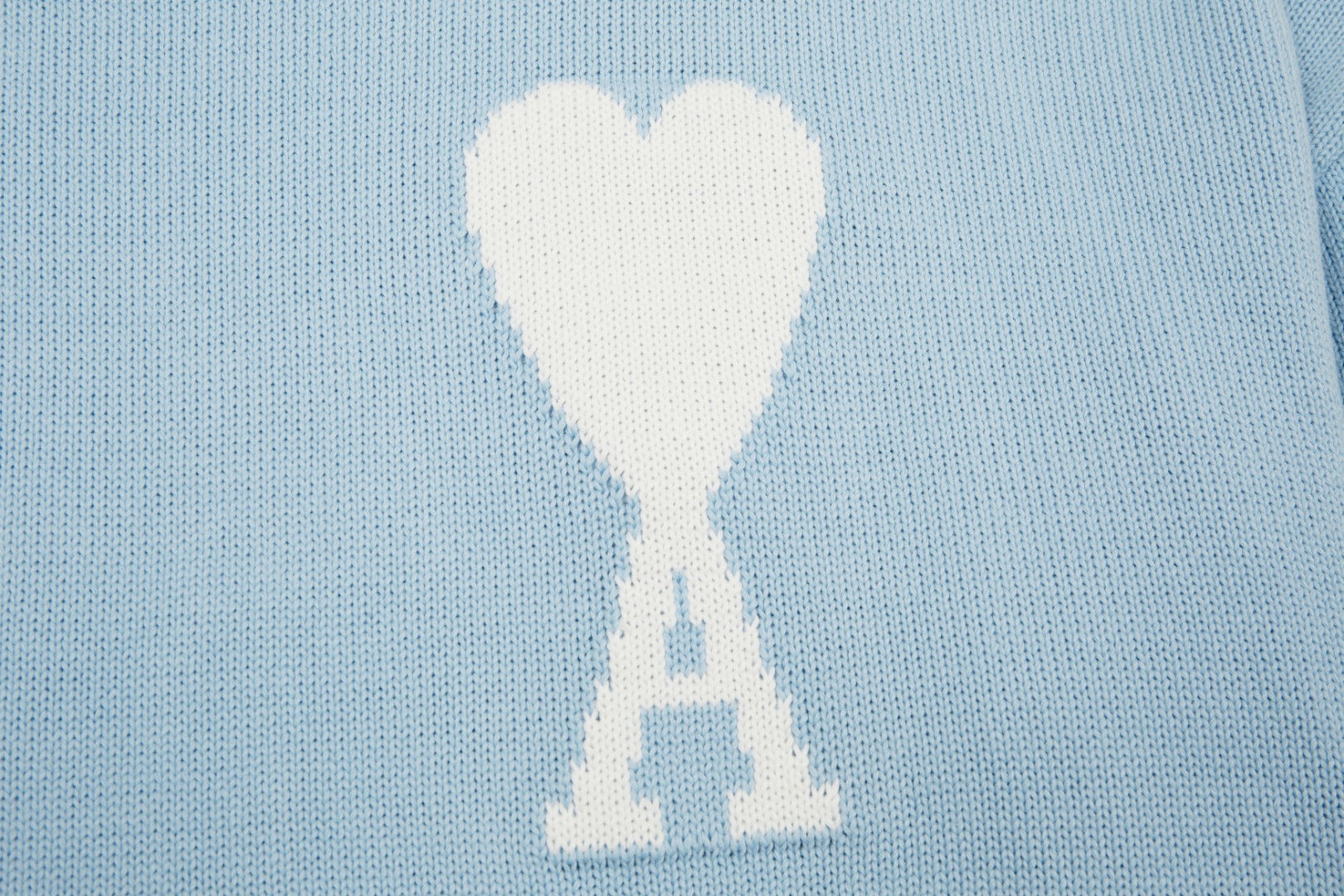 "Heart" - Sweater Baby Blue