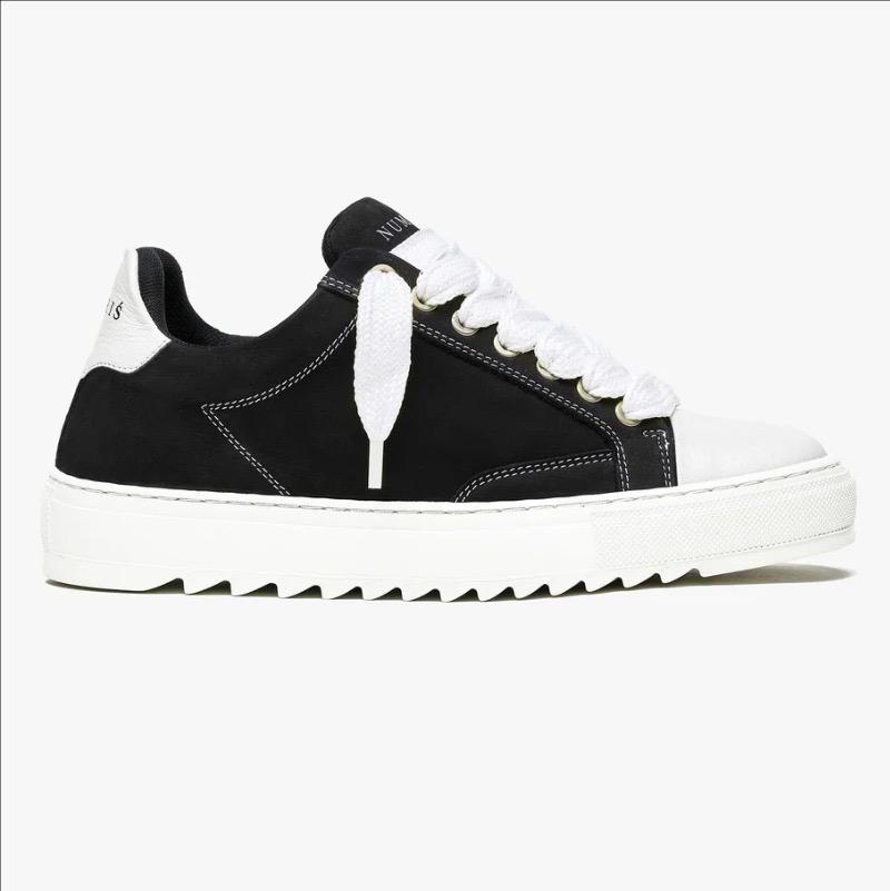 NUM Sneakers