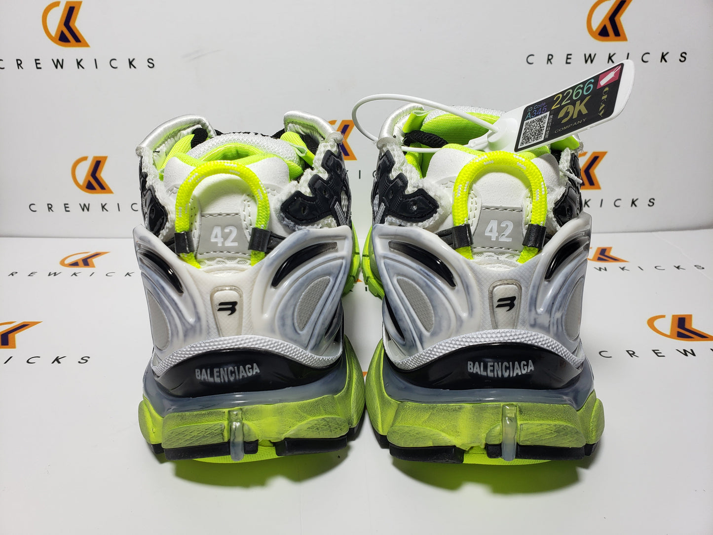 BALENCI Runner Black White and Yellow