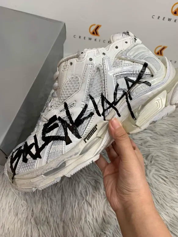 BALENCI Runner Graffiti White