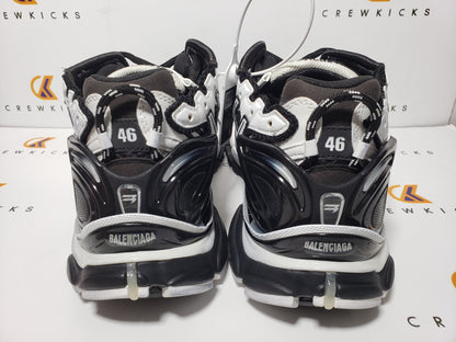 BALENCI Runner Sneaker Black White