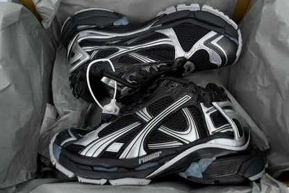 BALENCI Runner Sneaker Dark Gray