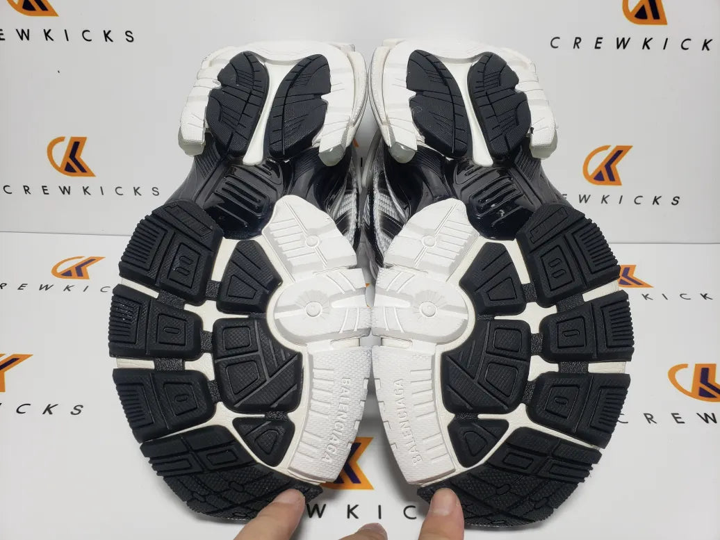 BALENCI Runner Sneaker Gradient White Black